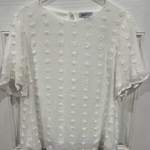 🌈 Ladies white tunic in a large. Great for the office!